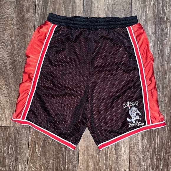 Vintage 90s Cincinnati Bear Cats NCAA Athletic Shorts - Picture 1 of 5